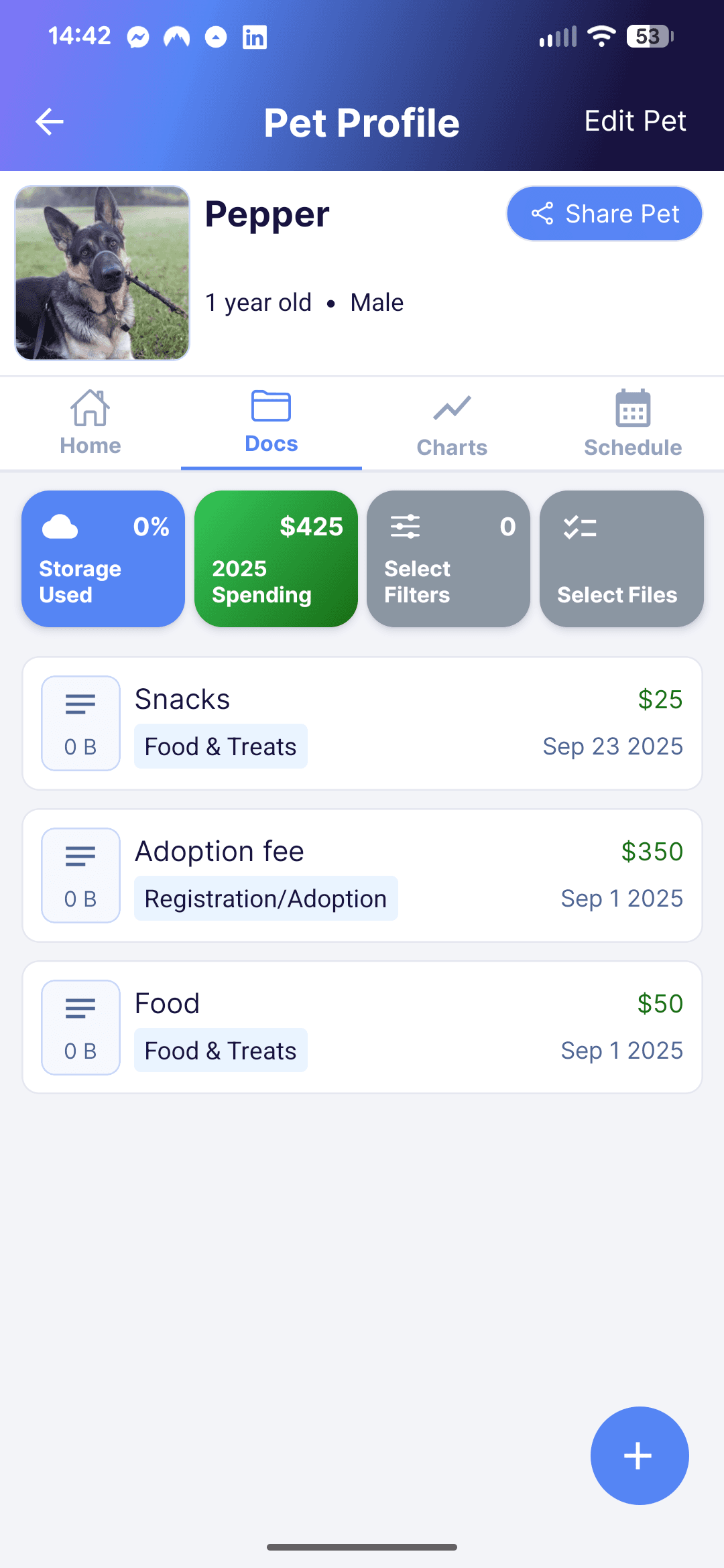 Pet profile documents page showing expenses.